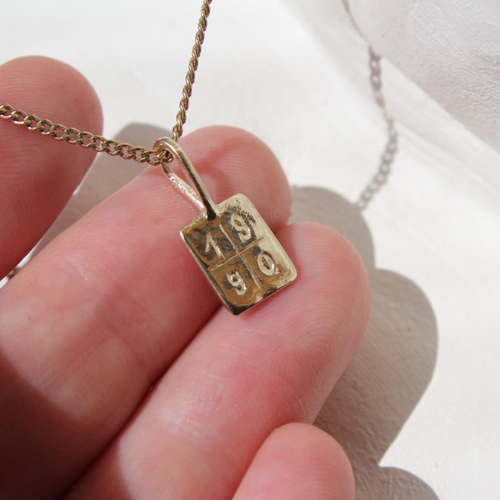 14k Small Medallion