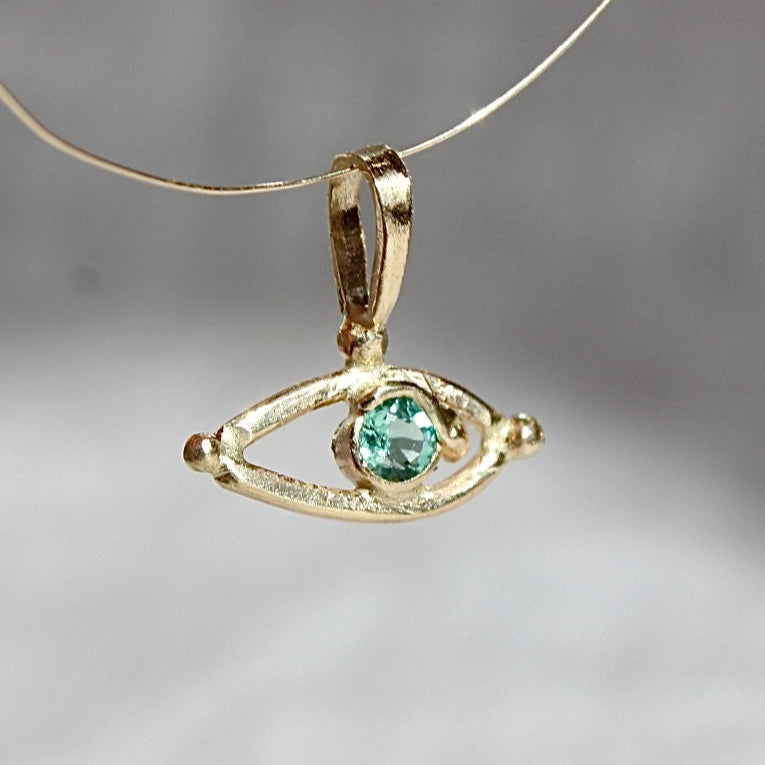 14k Emerald Eye pendant