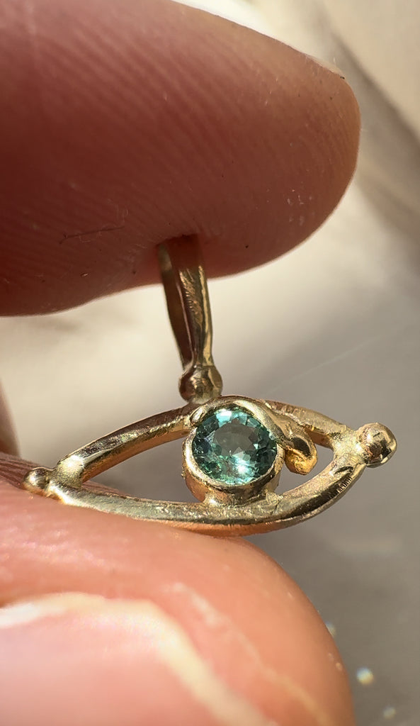 14k Emerald Eye pendant