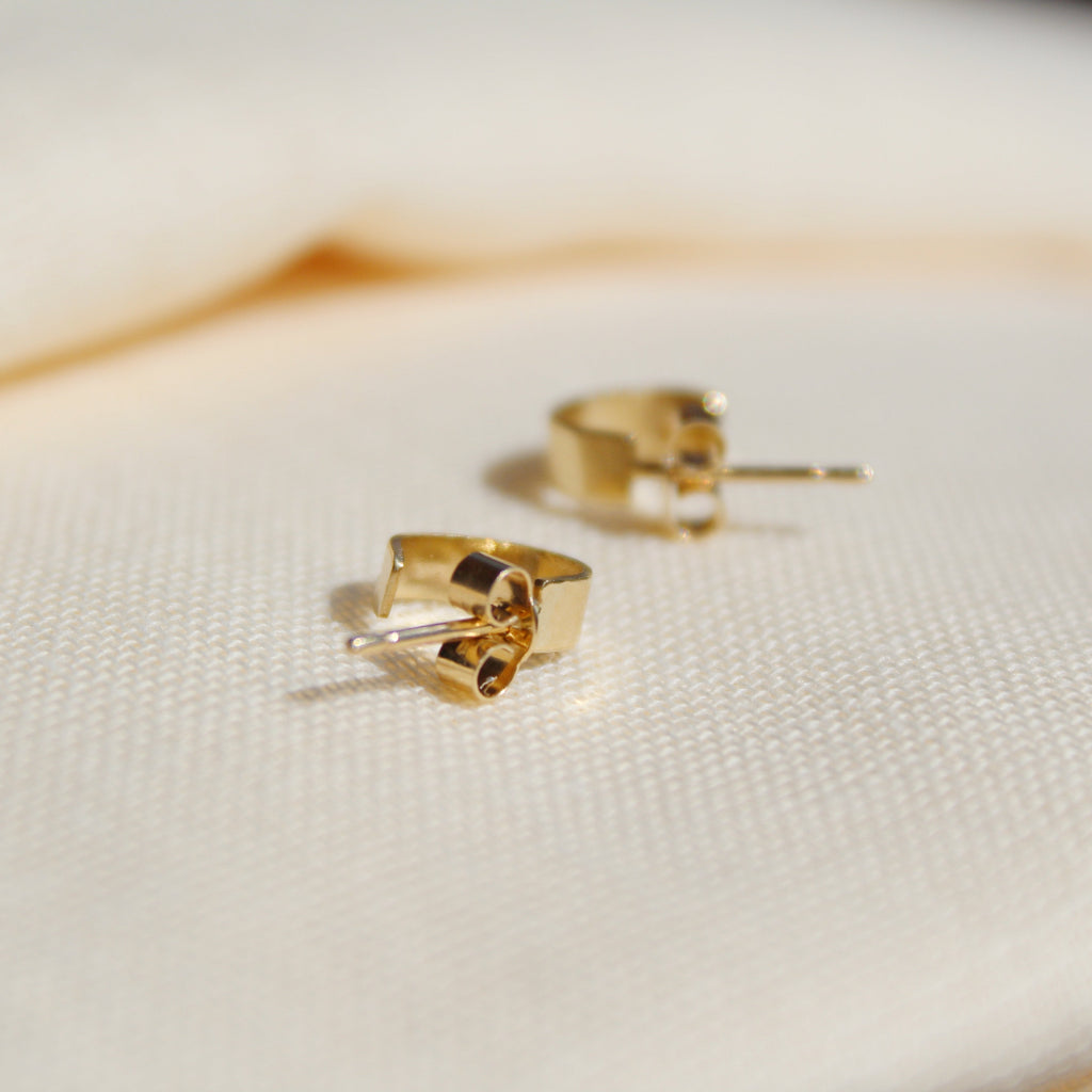 14k Mini hoop hugs